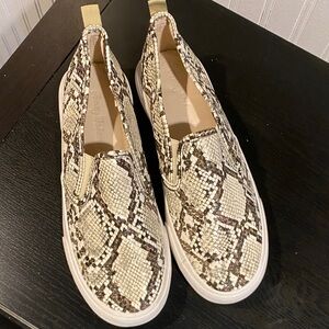 Tommy Bahama Snake-Print Slip-On Sneakers in Cream and Brown